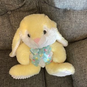 Polyester Fiber. In a good condition. Surface washable